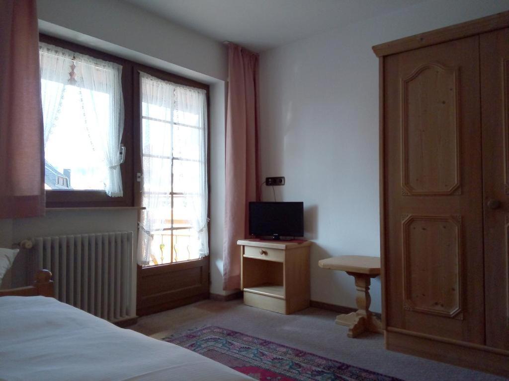 Rötenbach Gaestehaus Roessle מראה חיצוני תמונה