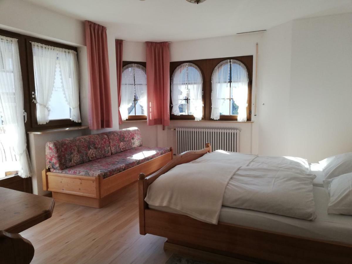 Rötenbach Gaestehaus Roessle מראה חיצוני תמונה
