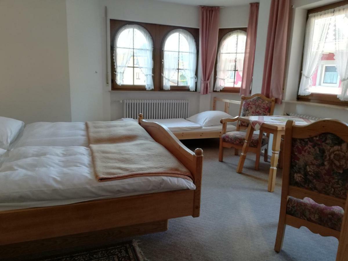 Rötenbach Gaestehaus Roessle מראה חיצוני תמונה